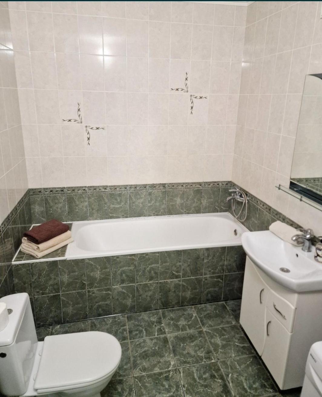Apartment On Kravchuka, 11B Lutsʼk المظهر الخارجي الصورة